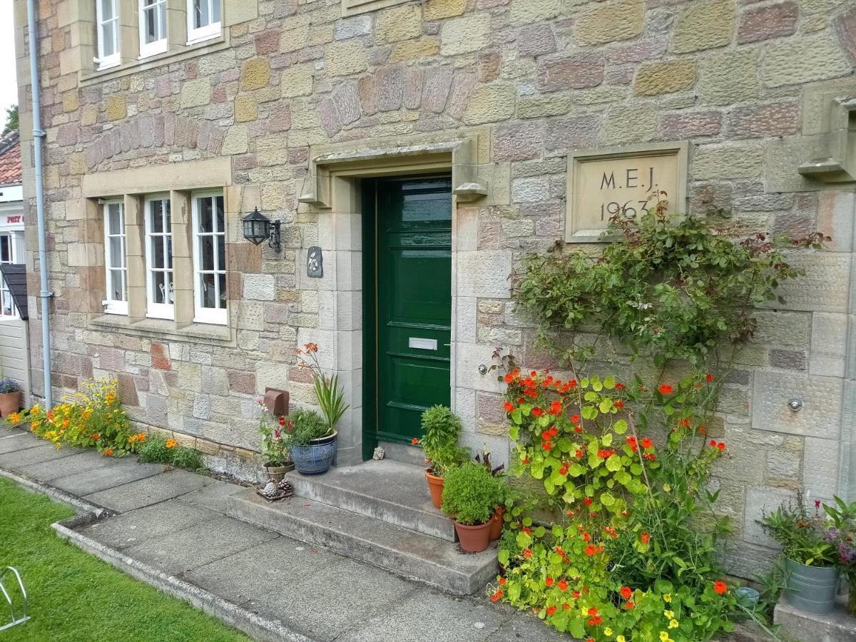 Ford Village Bed & Breakfast エクステリア 写真